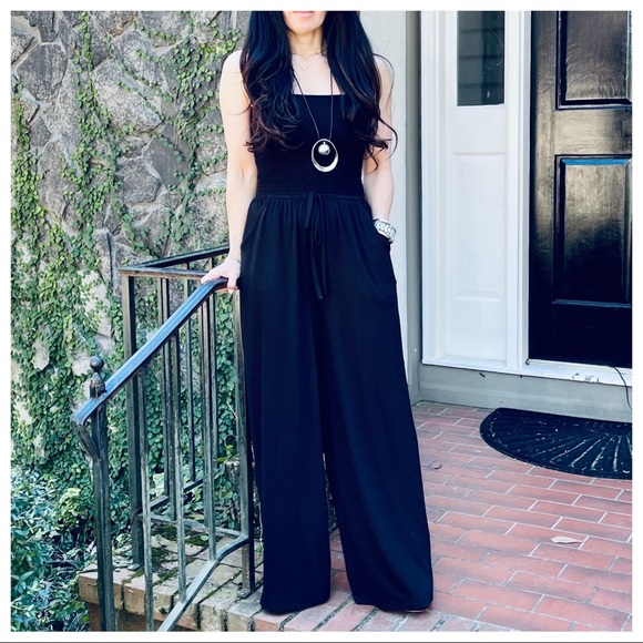 Chic black tube top wide leg side pockets jumpsuit - Picture 5 of 8
